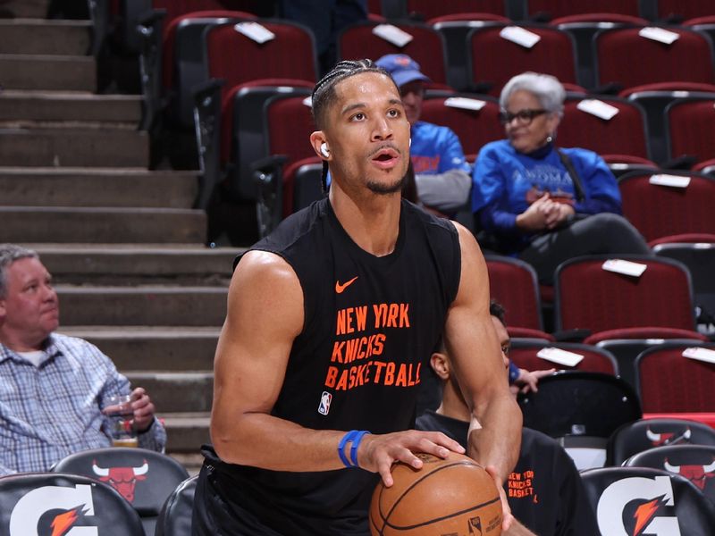 CHICAGO, IL - APRIL 5: Josh Hart #3 of the New York Knicks warms up before the game against the Chicago Bulls on April 5, 2024 at United Center in Chicago, Illinois. NOTE TO USER: User expressly acknowledges and agrees that, by downloading and or using this photograph, User is consenting to the terms and conditions of the Getty Images License Agreement. Mandatory Copyright Notice: Copyright 2024 NBAE (Photo by Jeff Haynes/NBAE via Getty Images)