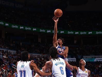 OKLAHOMA CITY, OK - NOVEMBER 25:  Tyrese Maxey #0 of the Philadelphia 76ers shoots the ball during the game against the Oklahoma City Thunder on November 25, 2023 at Paycom Arena in Oklahoma City, Oklahoma. NOTE TO USER: User expressly acknowledges and agrees that, by downloading and or using this photograph, User is consenting to the terms and conditions of the Getty Images License Agreement. Mandatory Copyright Notice: Copyright 2023 NBAE (Photo by Zach Beeker/NBAE via Getty Images)