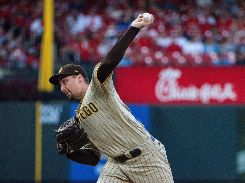 Aug 28, 2023; St. Louis, Missouri, USA;  San Diego Padres starting pitcher Blake Snell (4) pitches against the St. Louis Cardinals during the first inning at Busch Stadium. Mandatory Credit: Jeff Curry-USA TODAY Sports