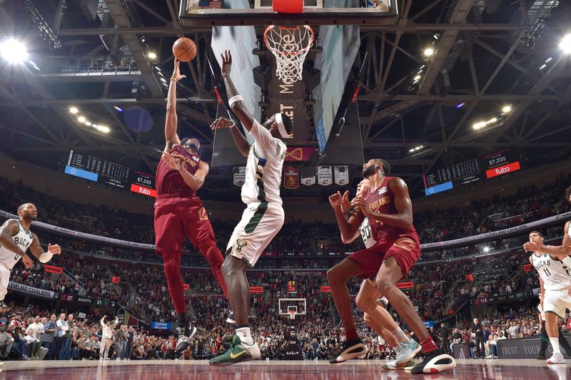 CLEVELAND, OH - NOVEMBER 4: Jarrett Allen #31 of the Cleveland Cavaliers shoots the ball during the game against the Milwaukee Bucks on November 4, 2024 at Rocket Mortgage FieldHouse in Cleveland, Ohio. NOTE TO USER: User expressly acknowledges and agrees that, by downloading and/or using this Photograph, user is consenting to the terms and conditions of the Getty Images License Agreement. Mandatory Copyright Notice: Copyright 2024 NBAE (Photo by David Liam Kyle/NBAE via Getty Images)