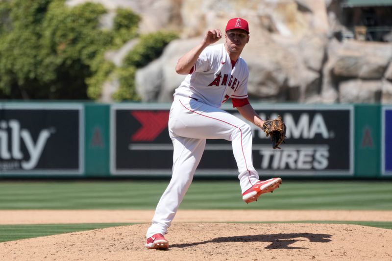 Jul 2, 2023; Anaheim, California, USA; Los Angeles Angels relief pitcher Jacob Webb (71) throws in the eighth inning against the Arizona Diamondbacks at Angel Stadium. Mandatory Credit: Kirby Lee-USA TODAY Sports