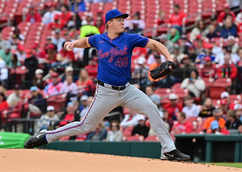 May 4, 2025; St. Louis, Missouri, USA; New York Mets pitcher Blade Tidwell (40) makes his debut pitching appearance against the St. Louis Cardinals at Busch Stadium. Mandatory Credit: Tim Vizer-Imagn Images