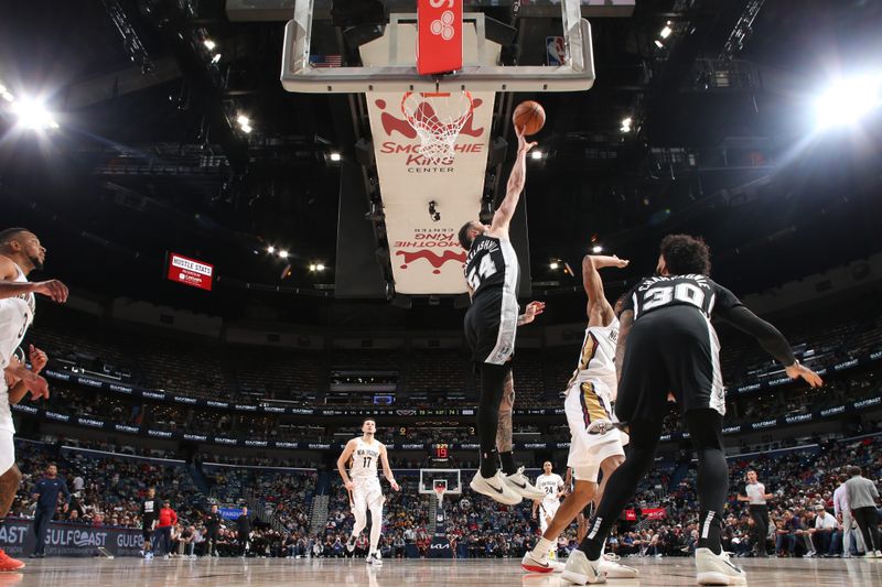 NEW ORLEANS, LA - FEBRUARY 25: Sandro Mamukelashvili #54 of the San Antonio Spurs blocks the ball during the game against the New Orleans Pelicans on February 25, 2025 at the Smoothie King Center in New Orleans, Louisiana. NOTE TO USER: User expressly acknowledges and agrees that, by downloading and or using this Photograph, user is consenting to the terms and conditions of the Getty Images License Agreement. Mandatory Copyright Notice: Copyright 2025 NBAE (Photo by Layne Murdoch Jr./NBAE via Getty Images)